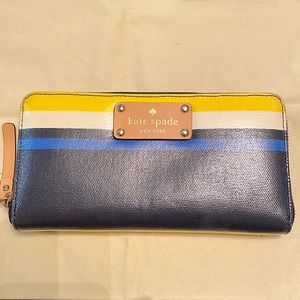 Kate Spade striped wallet